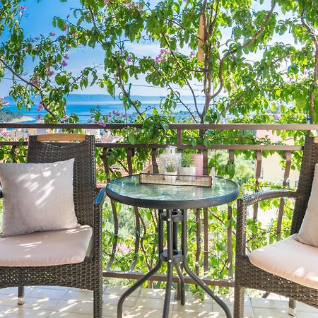 Apartment Iva With Sea View Makarská Pokoj fotografie
