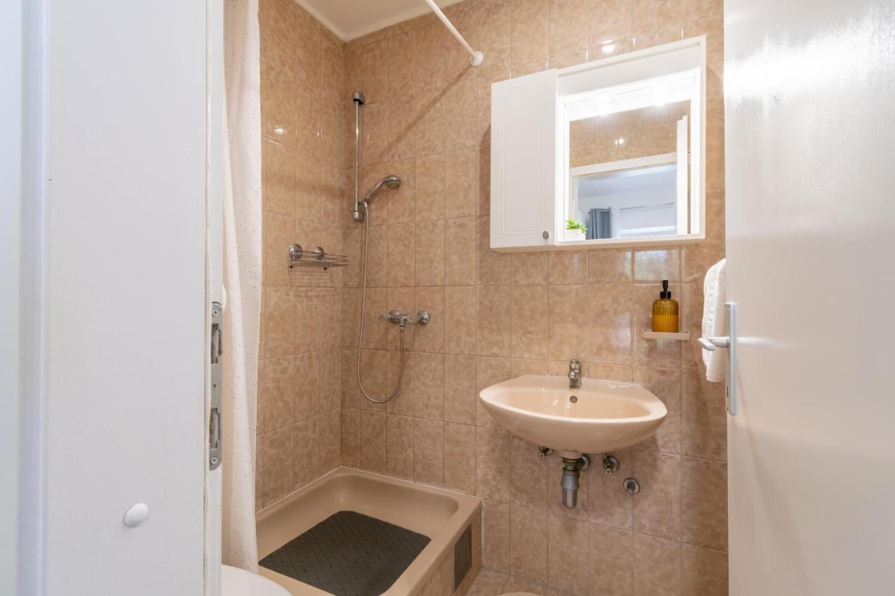 Apartment Iva With Sea View Makarská Exteriér fotografie